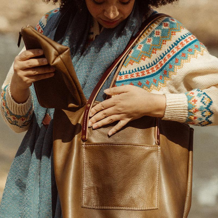 small leather tote in olive 